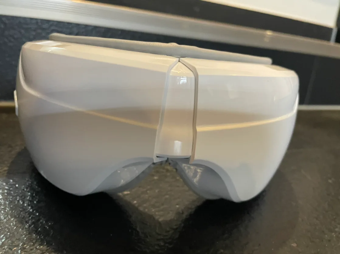 무선 눈 마사지기 팝니당