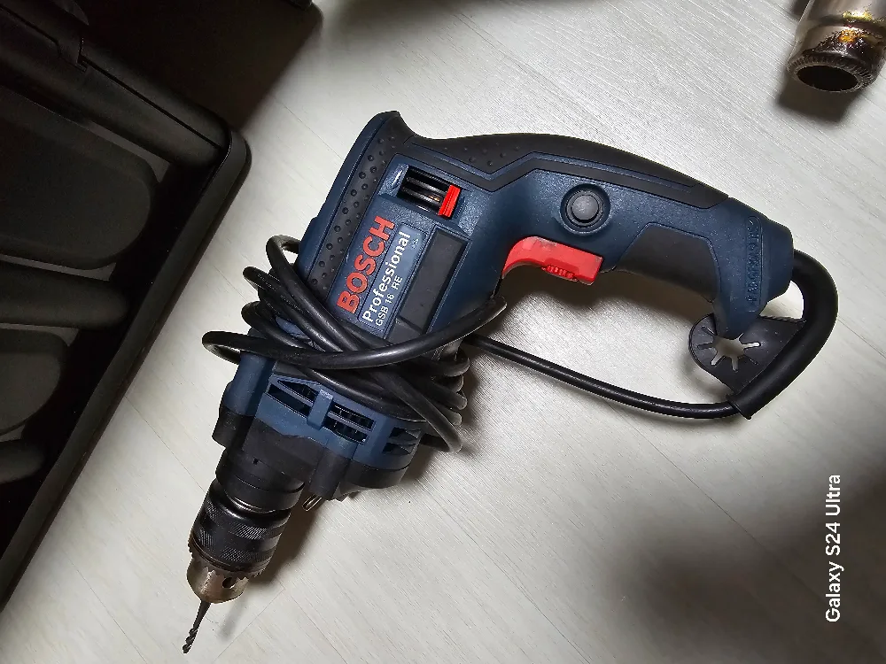 보쉬 전기드릴 (새거 같은 중고^^)