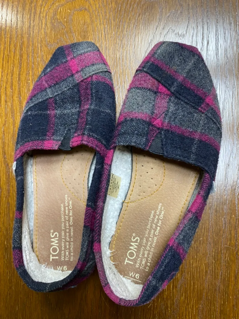 중고 탐스 판매합니다