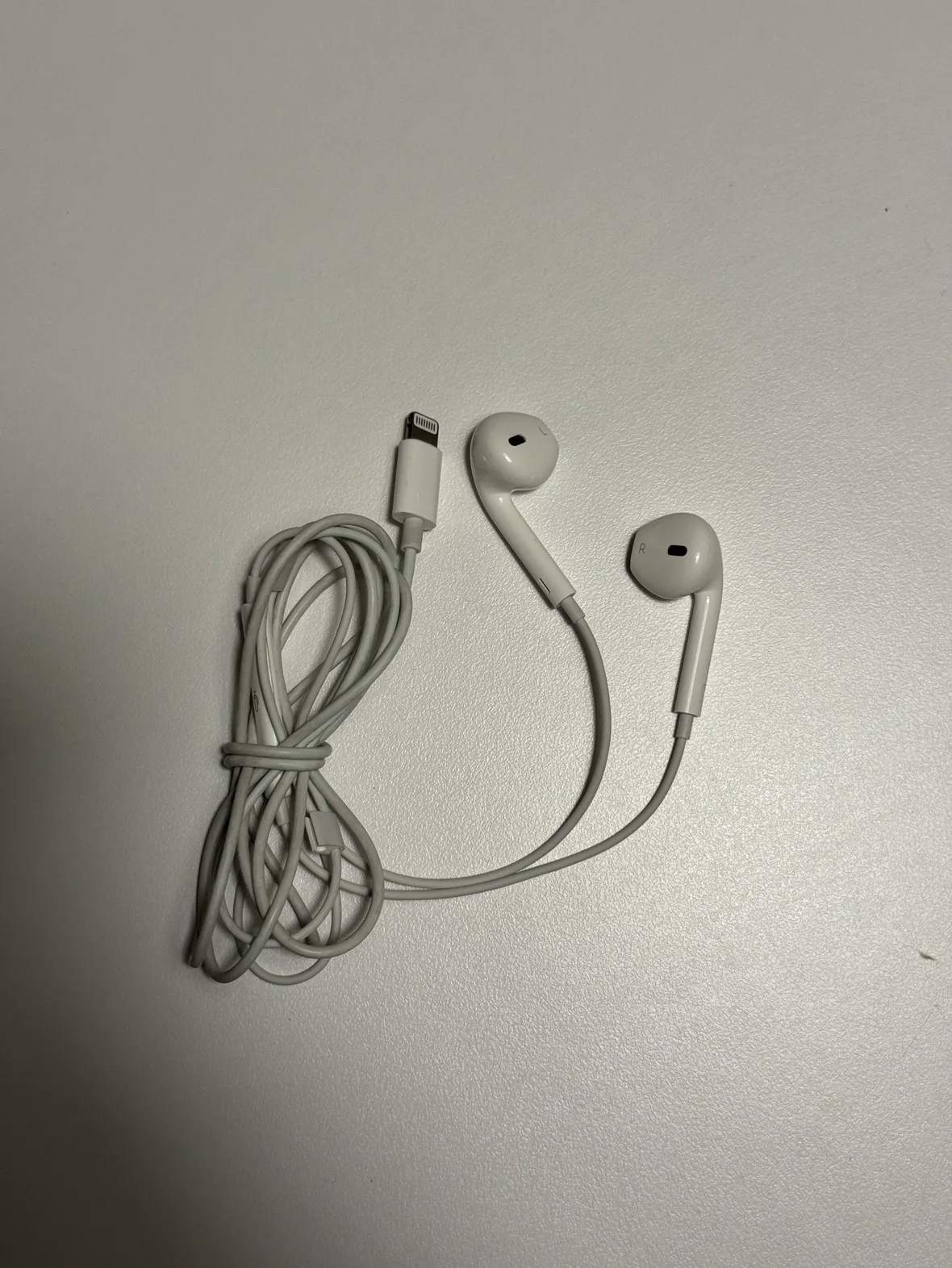 (중고상품) 애플 아이폰 유선 이어폰 (8pin)