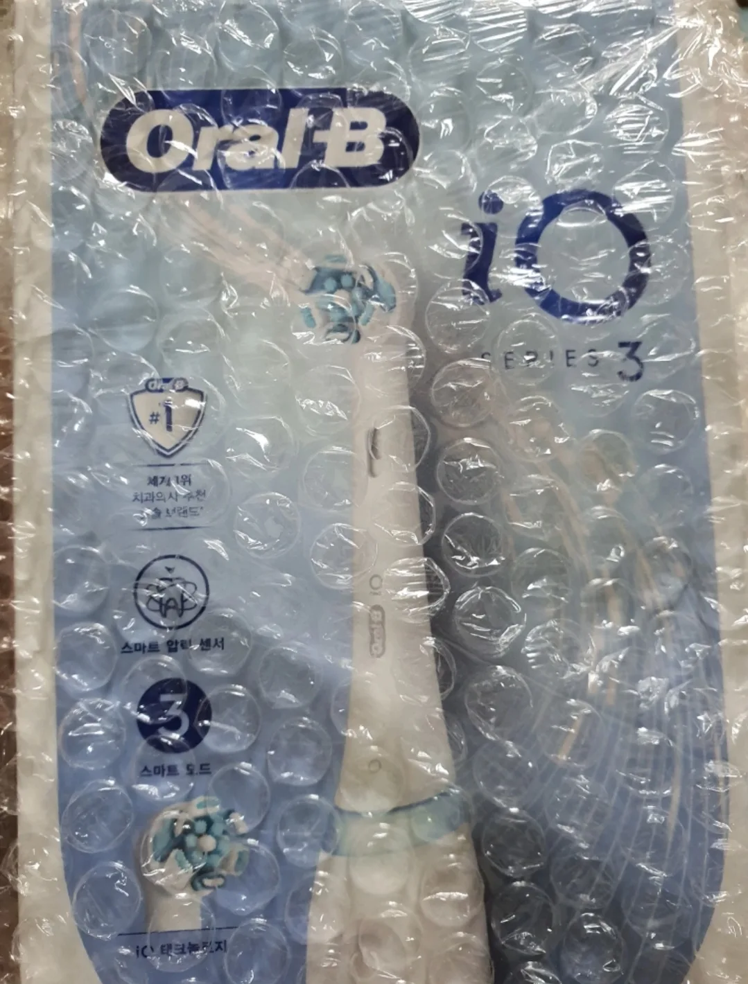 오랄비 전동칫솔 io3