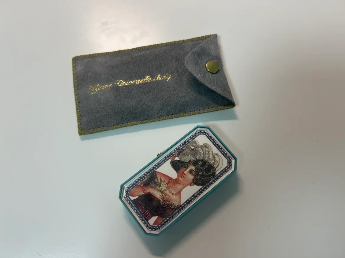 불리 오피신 유니버셀 불리 립밤(새제품)