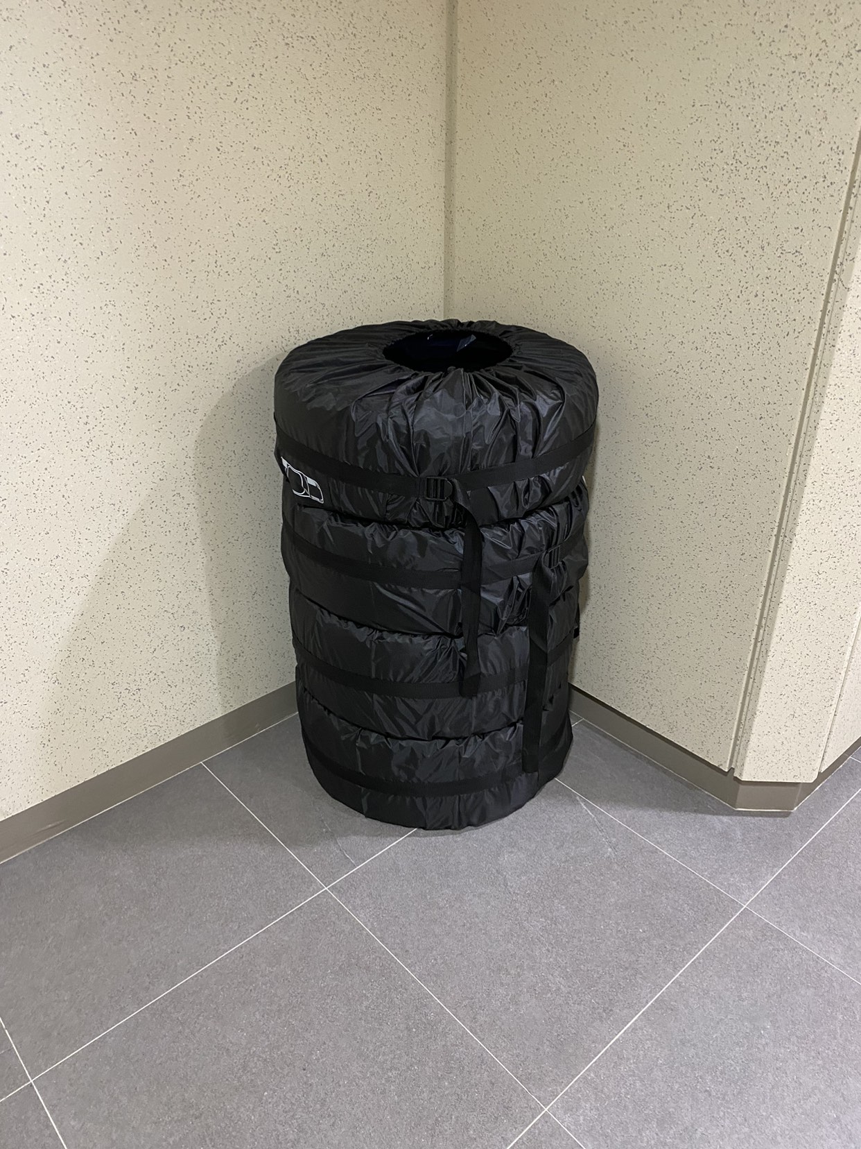 굿이어타이어 이글F1 타이어