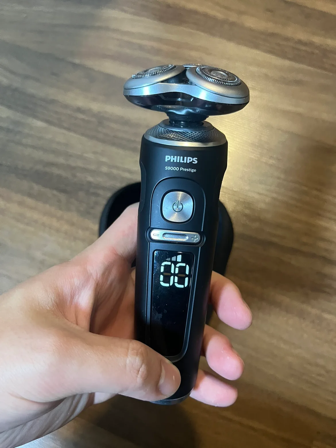 필립스 s9000 전기면도기 팔아요