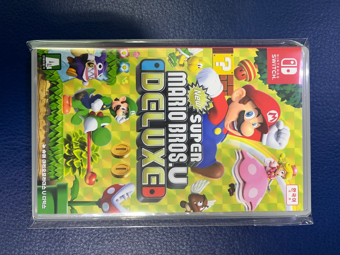 닌텐도 스위치 슈퍼마리오 U 디럭스 중고 팝니다.