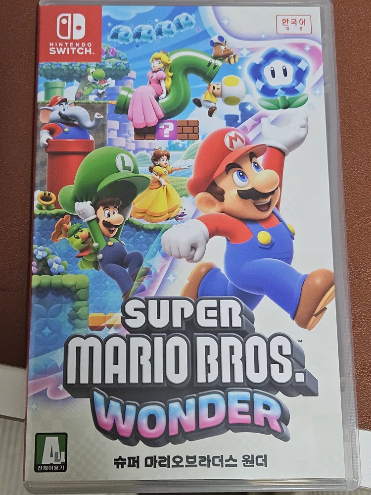 슈퍼마리오 원더 중고 5만원 입니다.