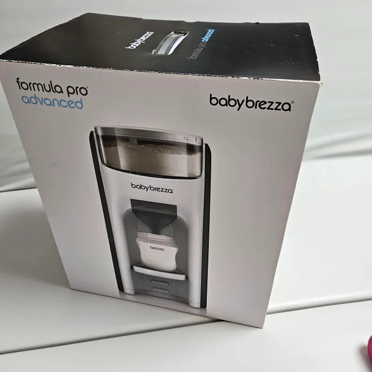 베이비 브레짜 분유제조기 +깔대기2개