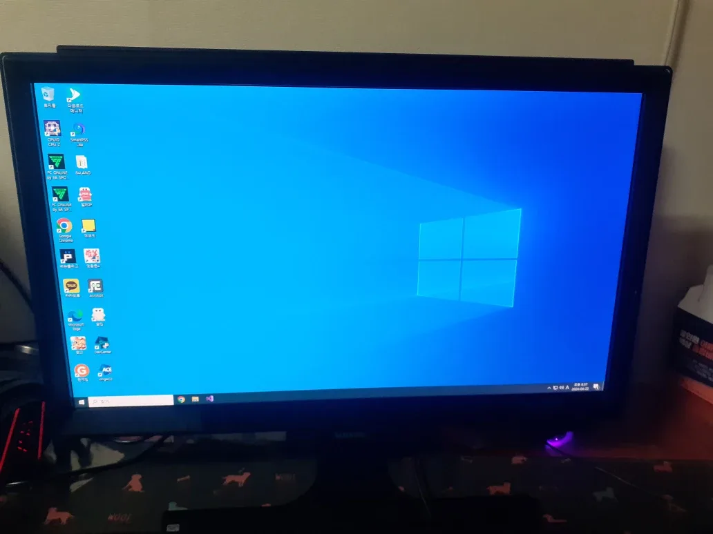 중고 삼성 모니터 판매합니다.