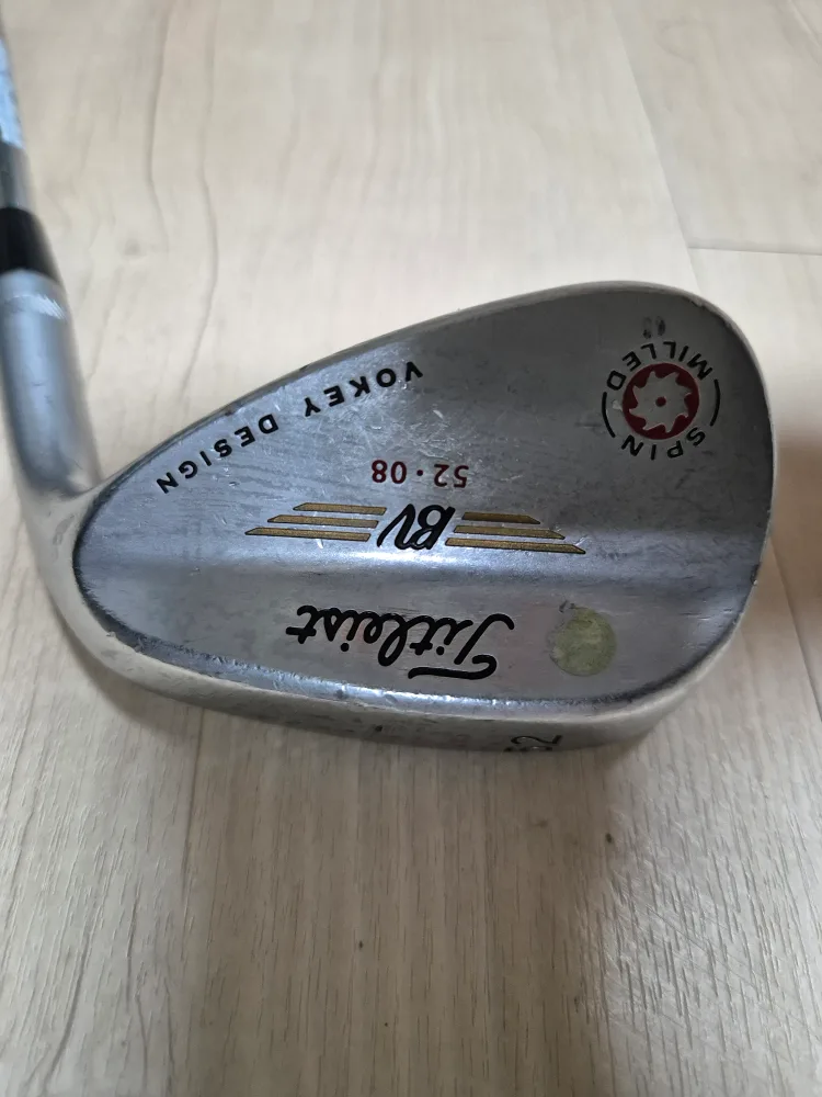 타이틀 보키 52도 웨지