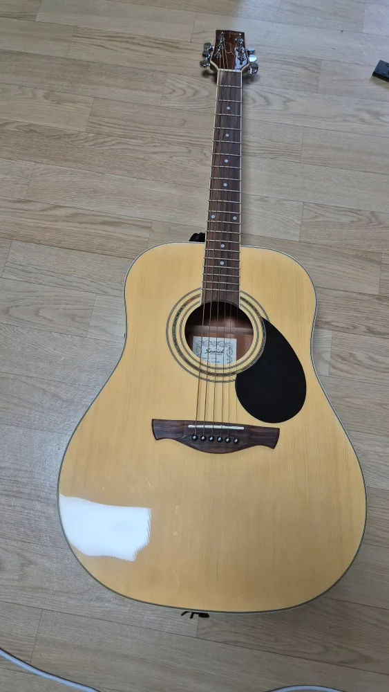 중고기타 팔아요