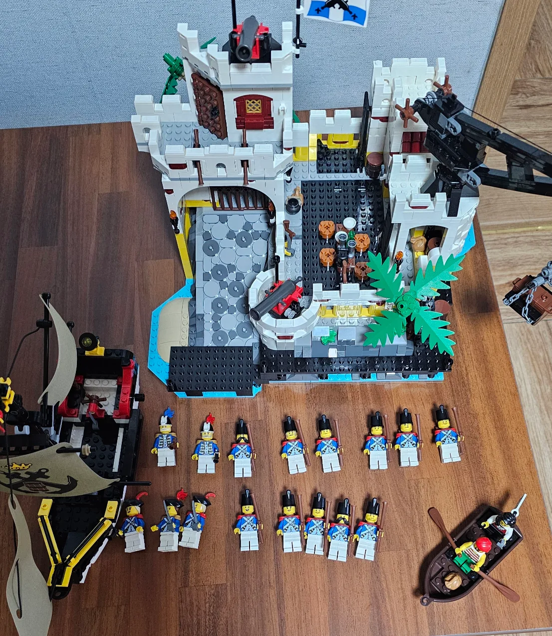 레고 중고 엘도라도 + 병사 피겨 10마리 일괄 판매