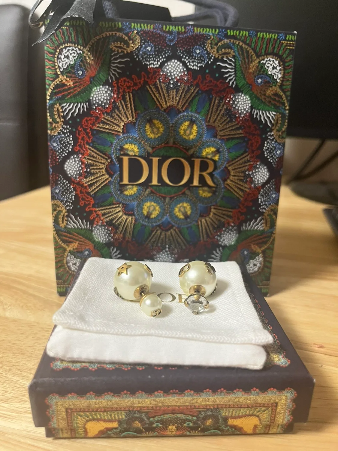 DIOR 디올 귀걸이