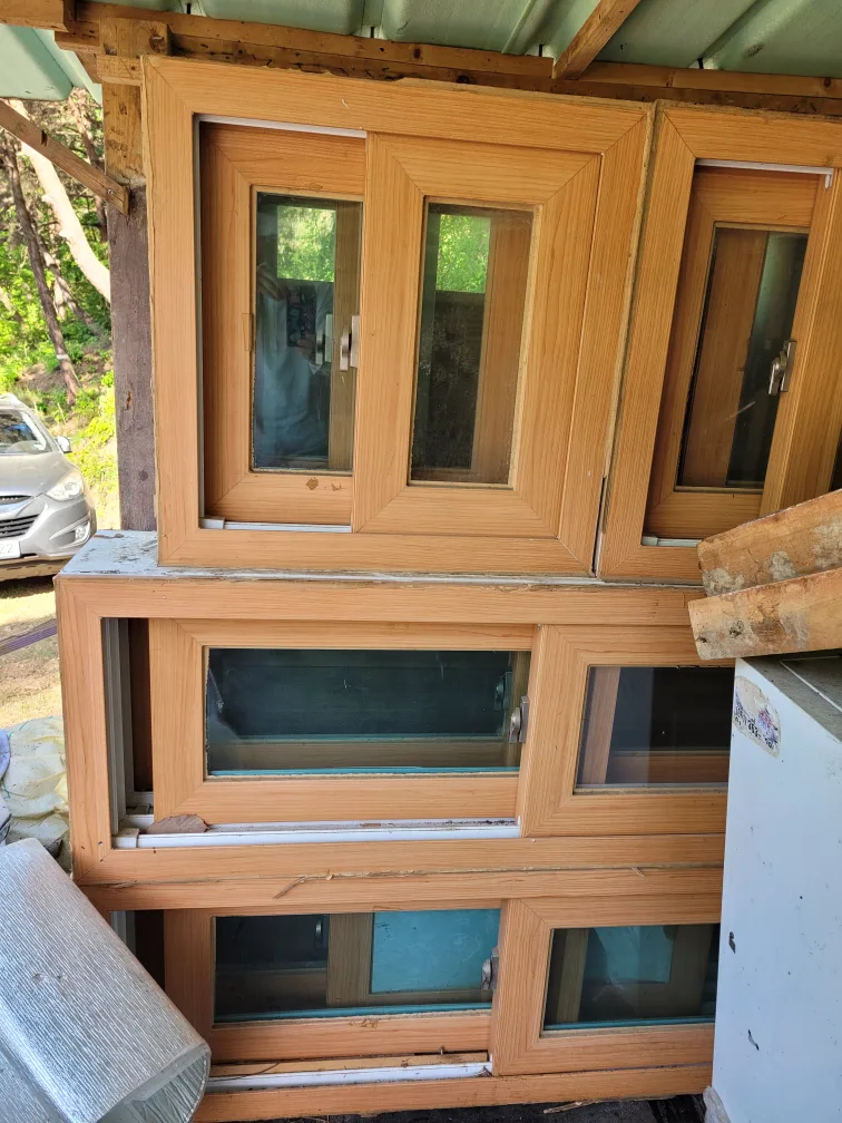 중고 이중 창문틀