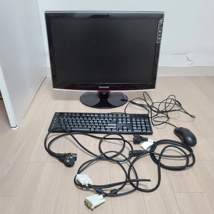 삼성 키보드+모니터+마우스+연결선