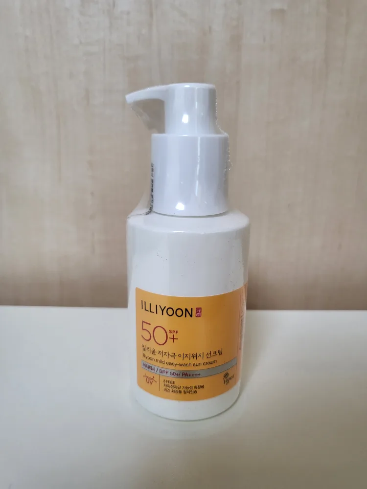 (미개봉 새상품/택배비 포함) 일리윤 저자극 이지워시 선크림 150ml