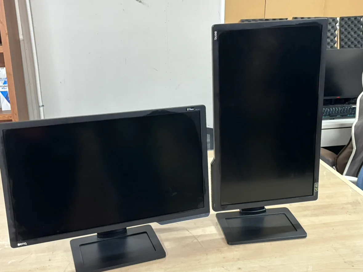 벤큐 24인치 144hz 지원 모니터 팝니다 2411 (중고 및 적당한 상태)