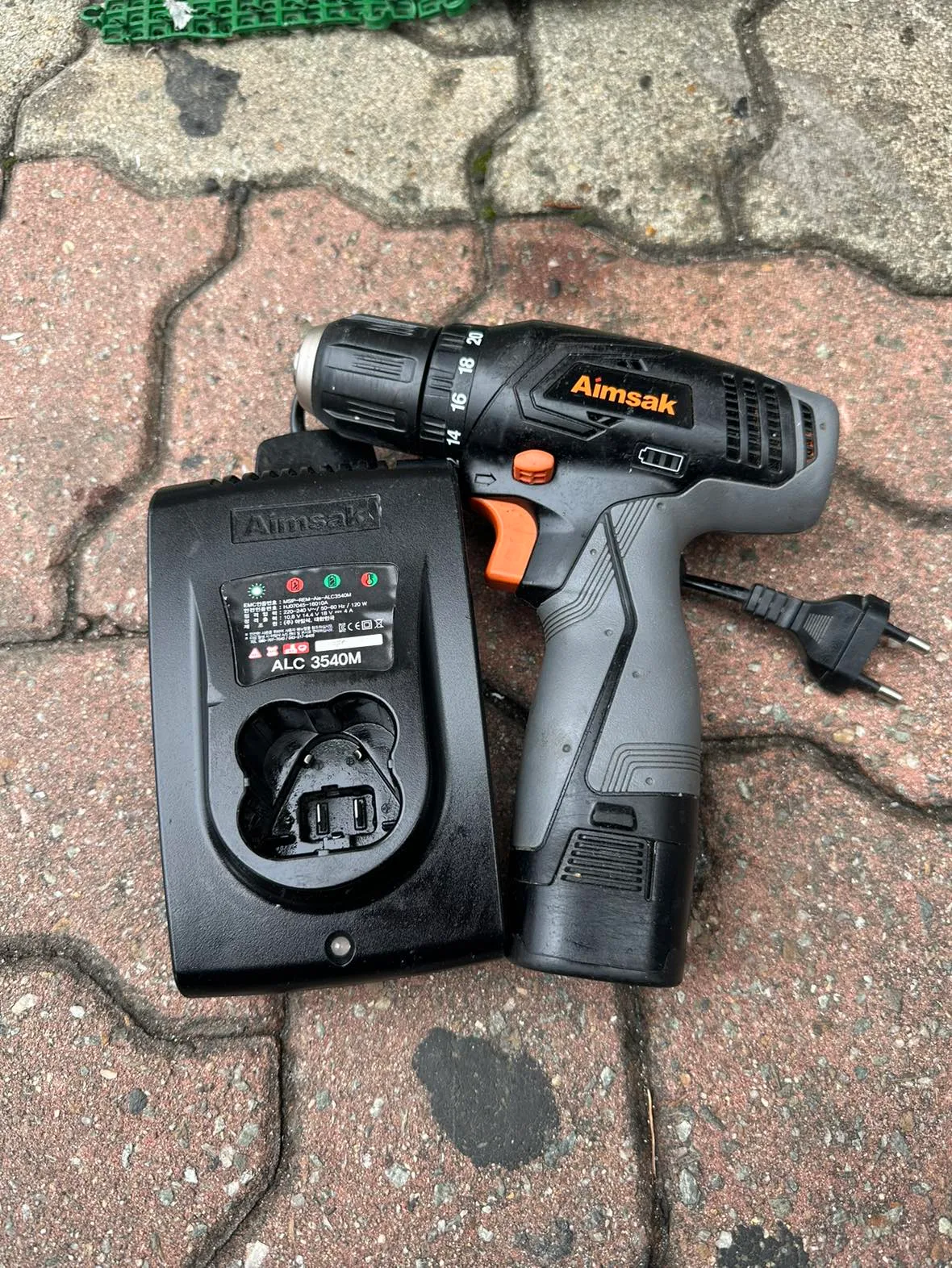 중고 드릴 판매합니다