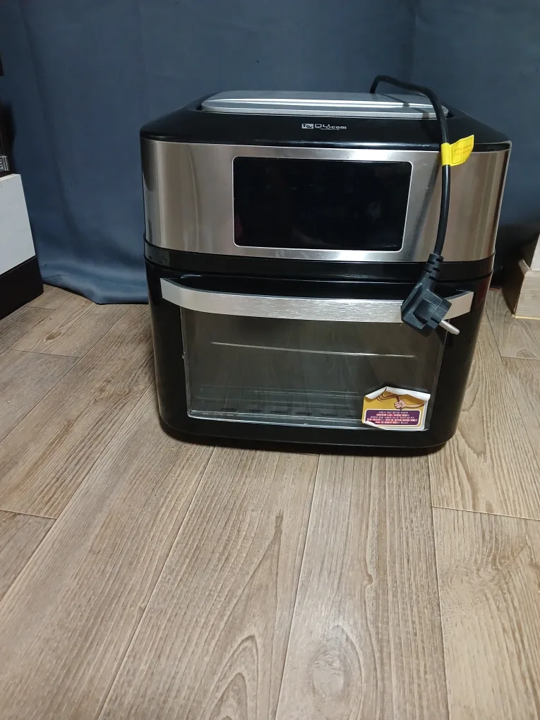 전자오븐 상태 양호하고 깨끗하며 중고입니다