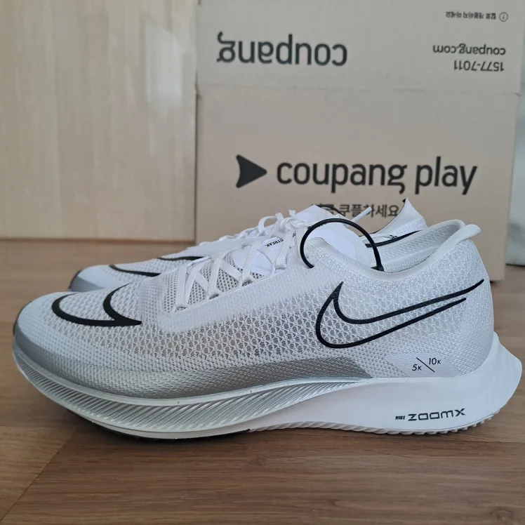 나이키 스트릭플라이 265(중고)