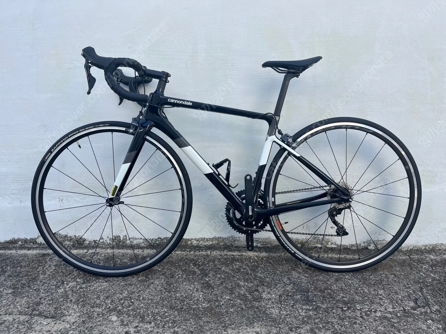 캐논데일 슈퍼식스 에보 카본 울테그라(림브) 팝니다.