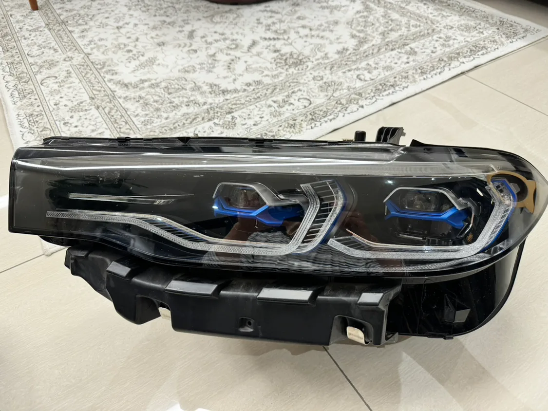 bmw X7 해드라이트- 중고