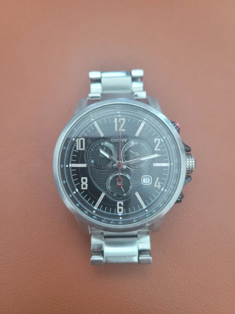 DKNY 메탈시계