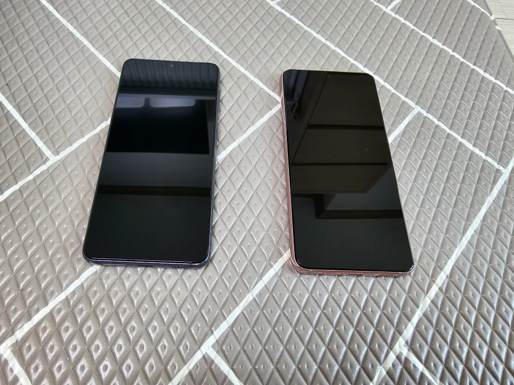 중고 갤럭시s21 남색 핑크색  팝니다. (SKT)