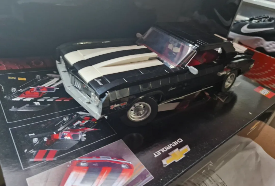 레고 쉐보레 카마로 중고 판매합니다.