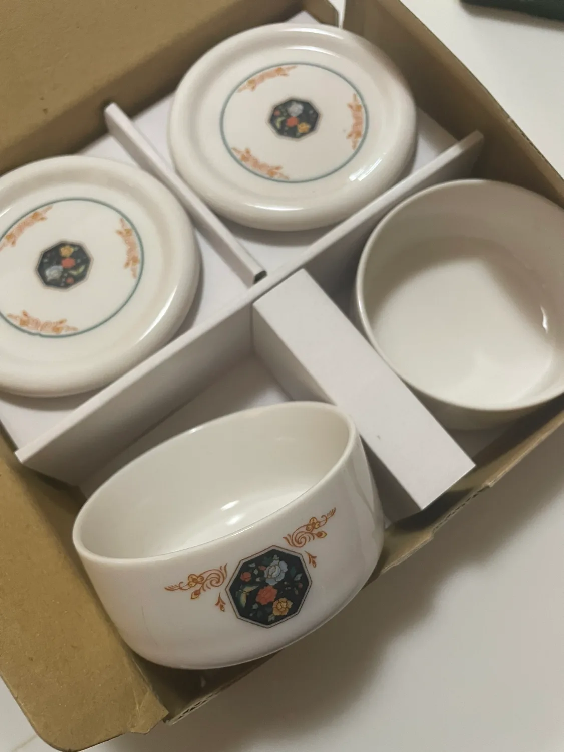 반찬통 4PCS 새상품