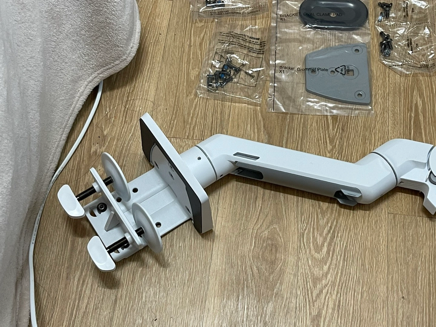 어고트론 HX 고중량 모니터암 팔아요 | 디지털기기 | 당근 중고거래