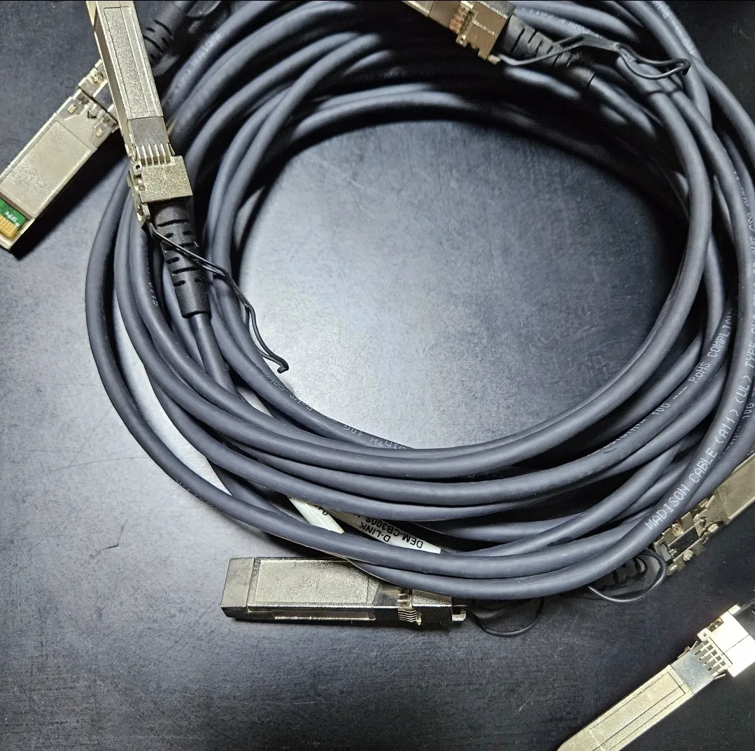 서버 설치용 10G 지빅케이블 1m, 3m (새것,중고)  판매합니다.