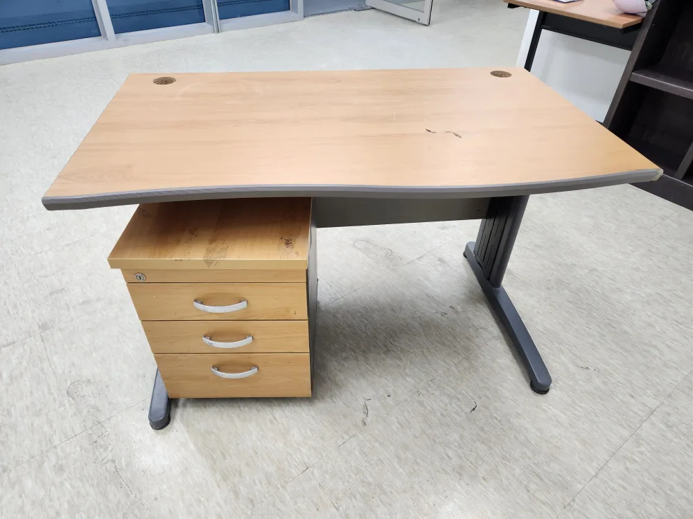 사무실용 중고책상 나눔합니다