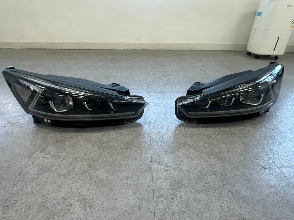 올뉴K7 헤드라이트  양쪽 92102F6 중고 전조등 헤드램프 FULL LED  14핀