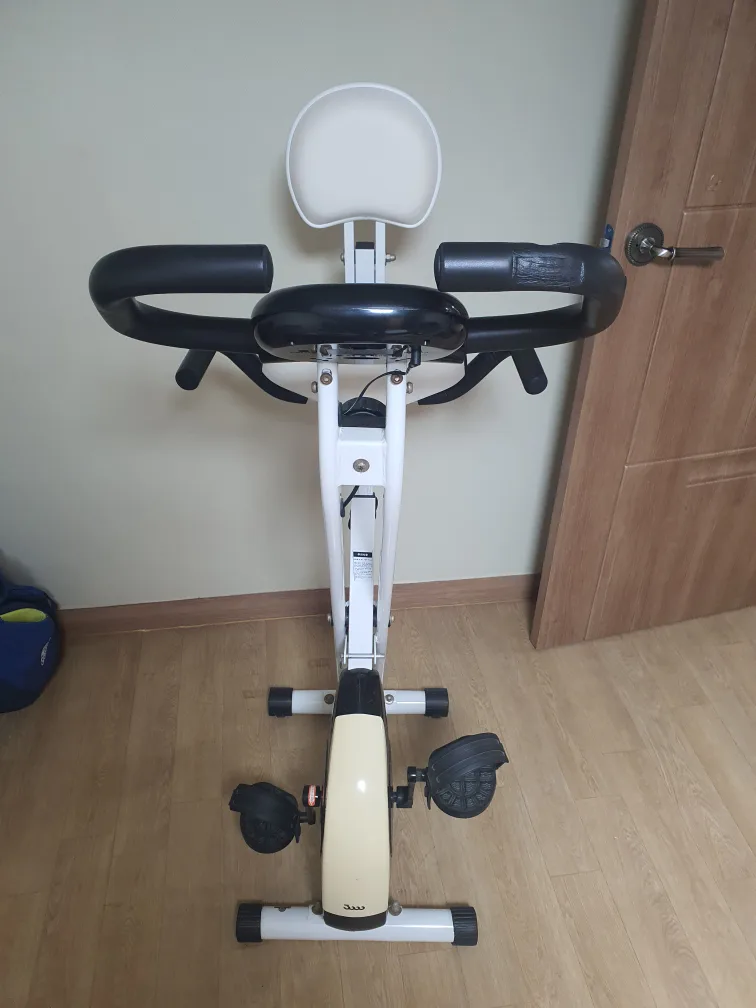 실내자전거 판매합니다.