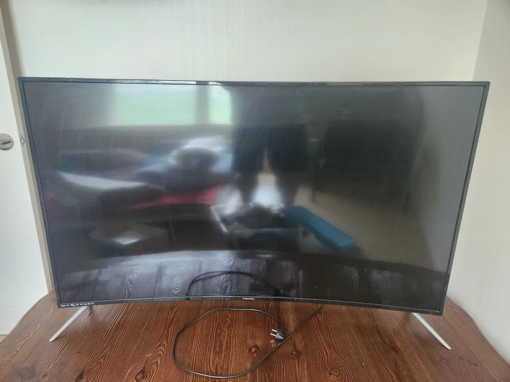 65인치 중고 티비팝니다