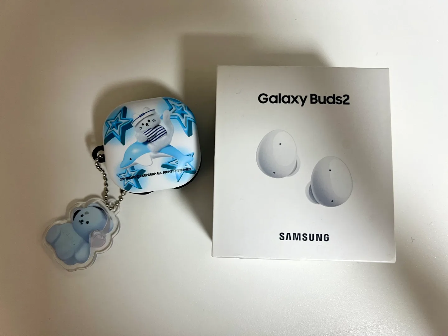 갤럭시 버즈2 화이트 중고 (오른쪽유닛고장. 쿨거시 4만원)