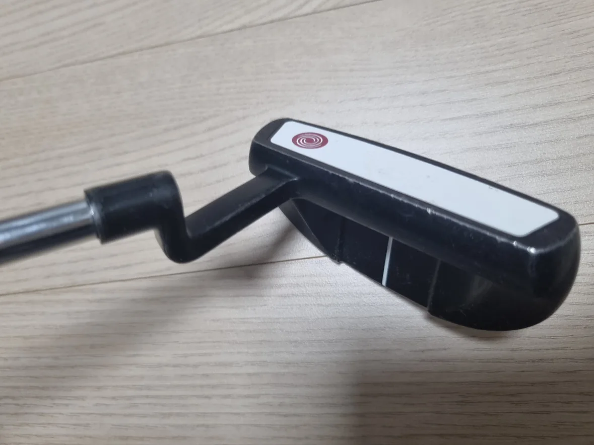 중고 골프채 오디세이 반달형 퍼터(그립교체)