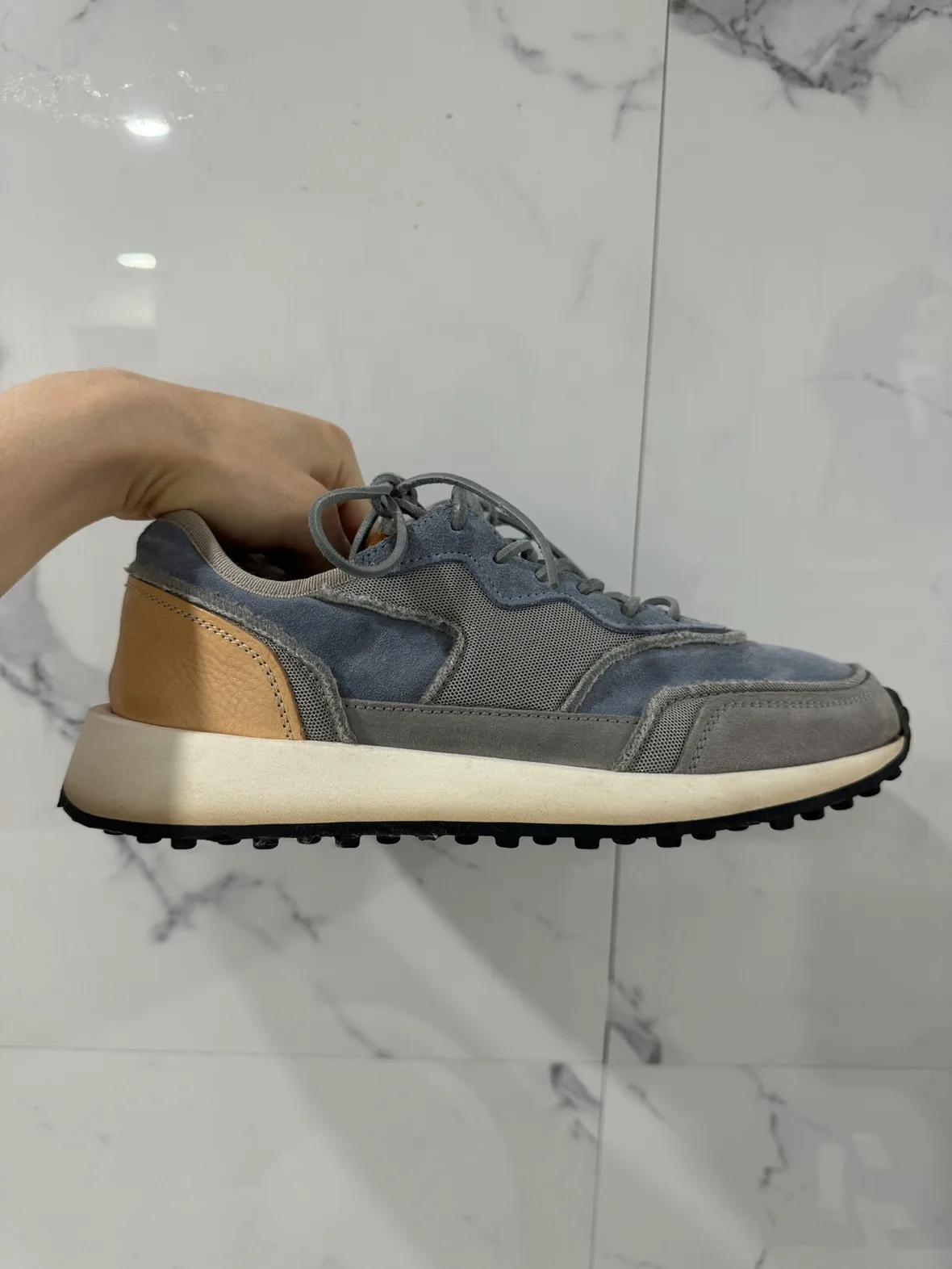 부테로 벤투라 40사이즈 중고