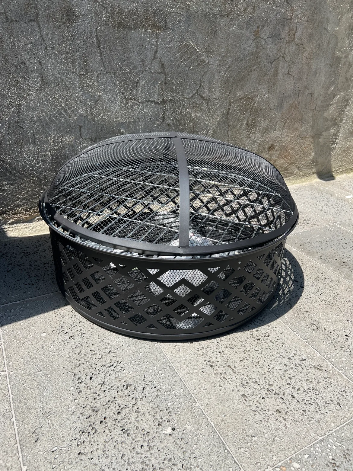 (미사용)캠핑 불멍 바베큐 화로대 판매합니다(저희집엔 너무 크네요)