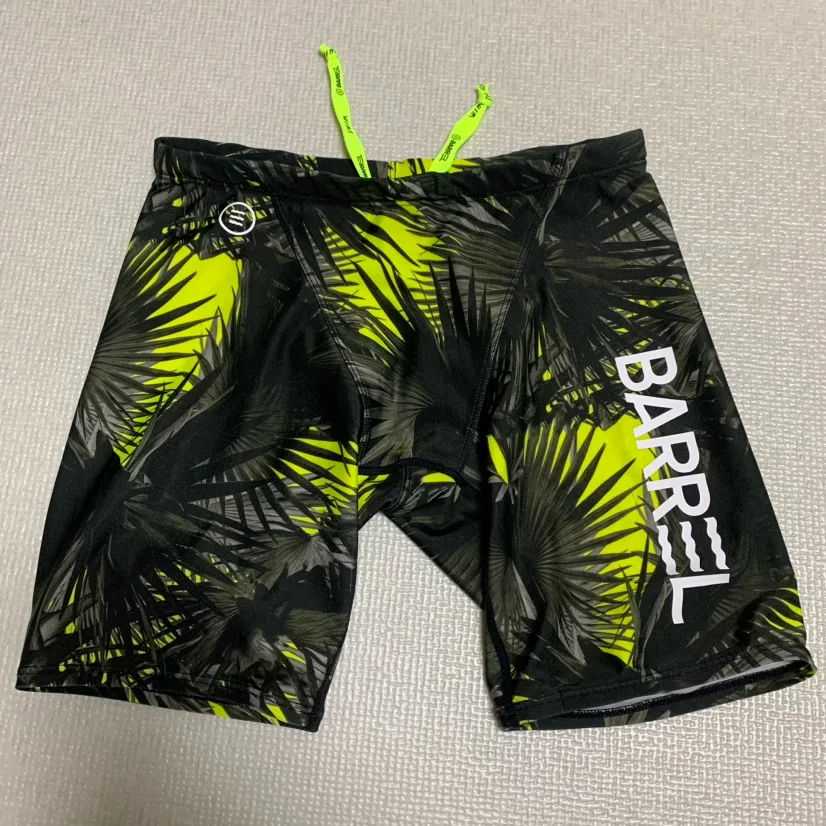 배럴 하의 수영복