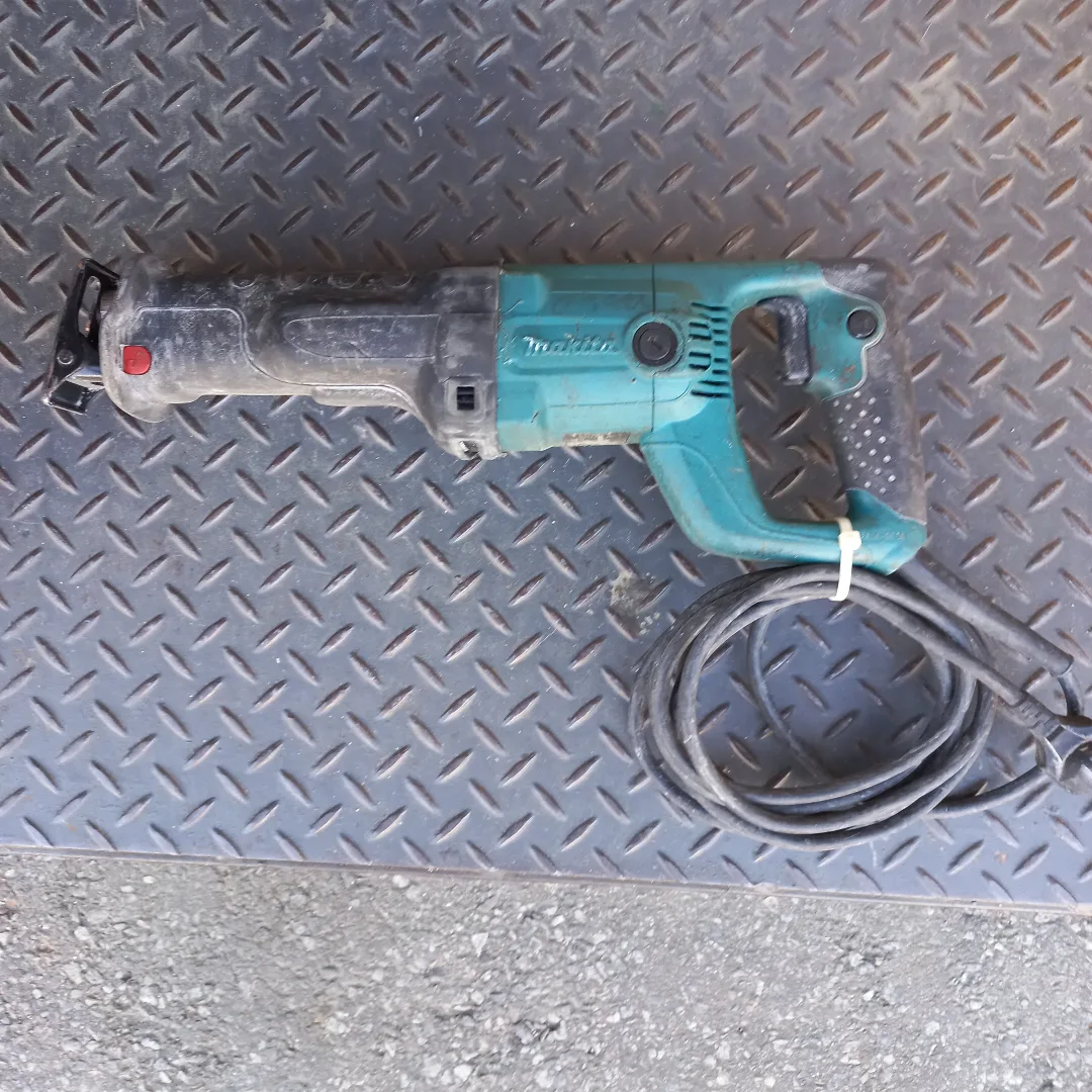 마끼다 카소 중고 팝니다