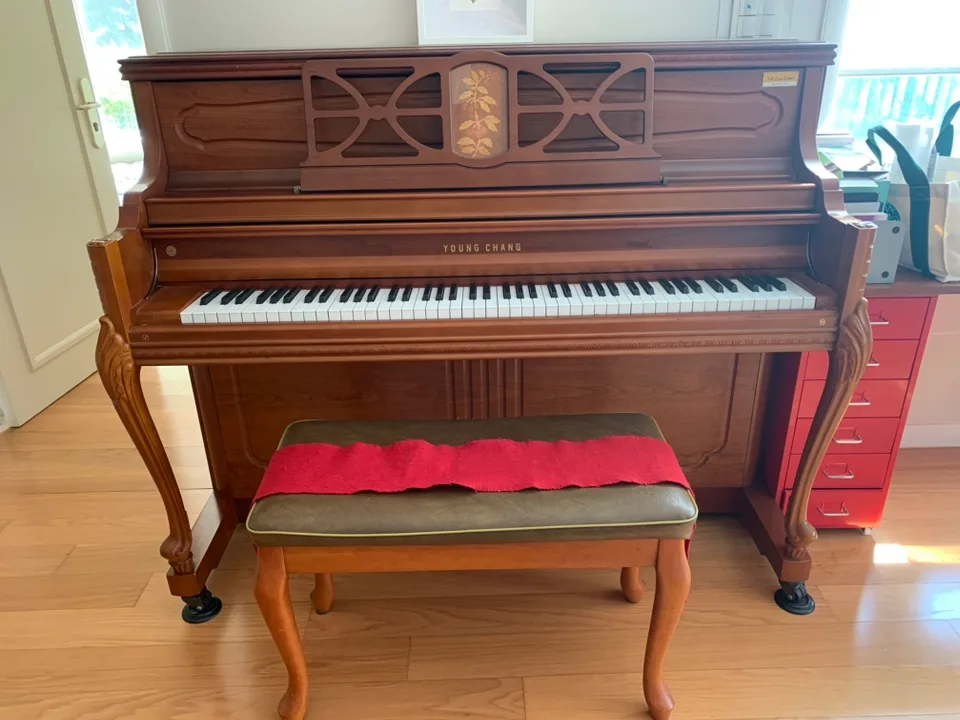 중고 피아노 영창 손부상방지 피아노
