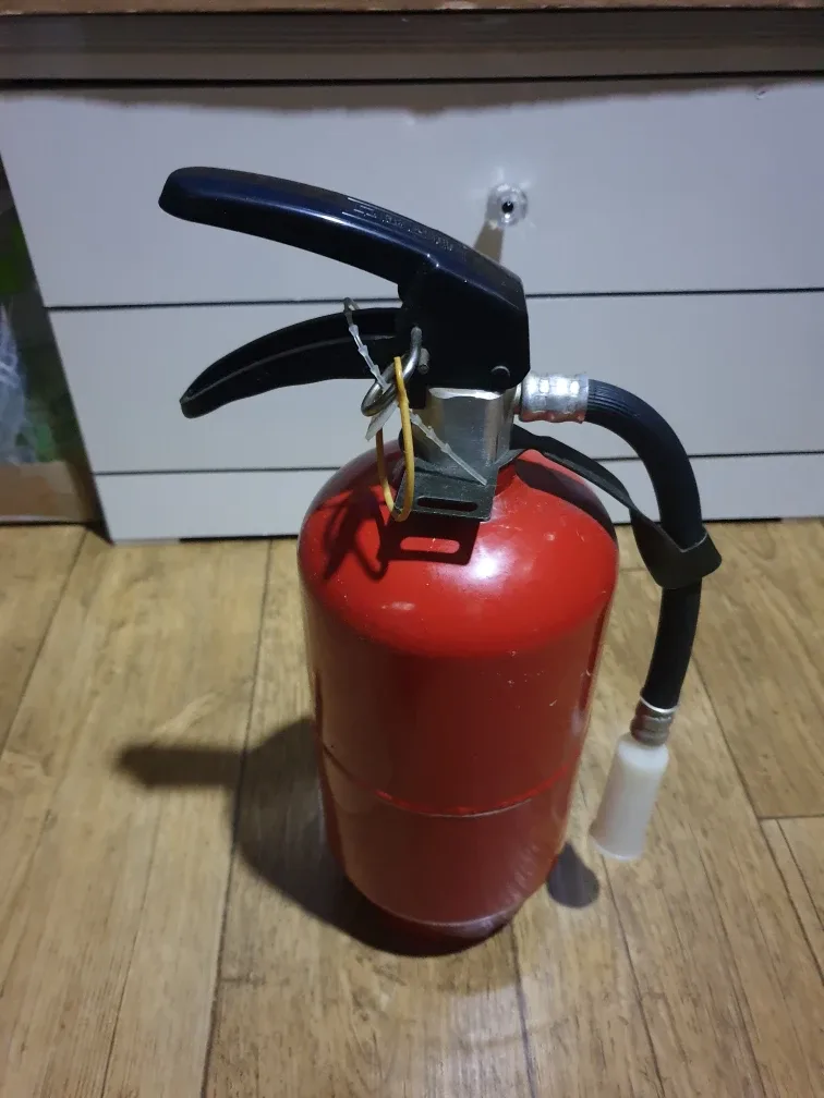 중고소화기1.5Kg 매매합니다