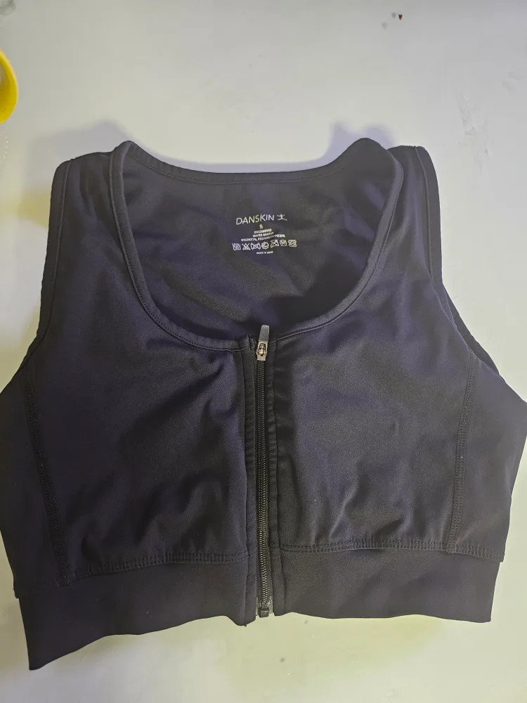 단스킨 지퍼브라탑S