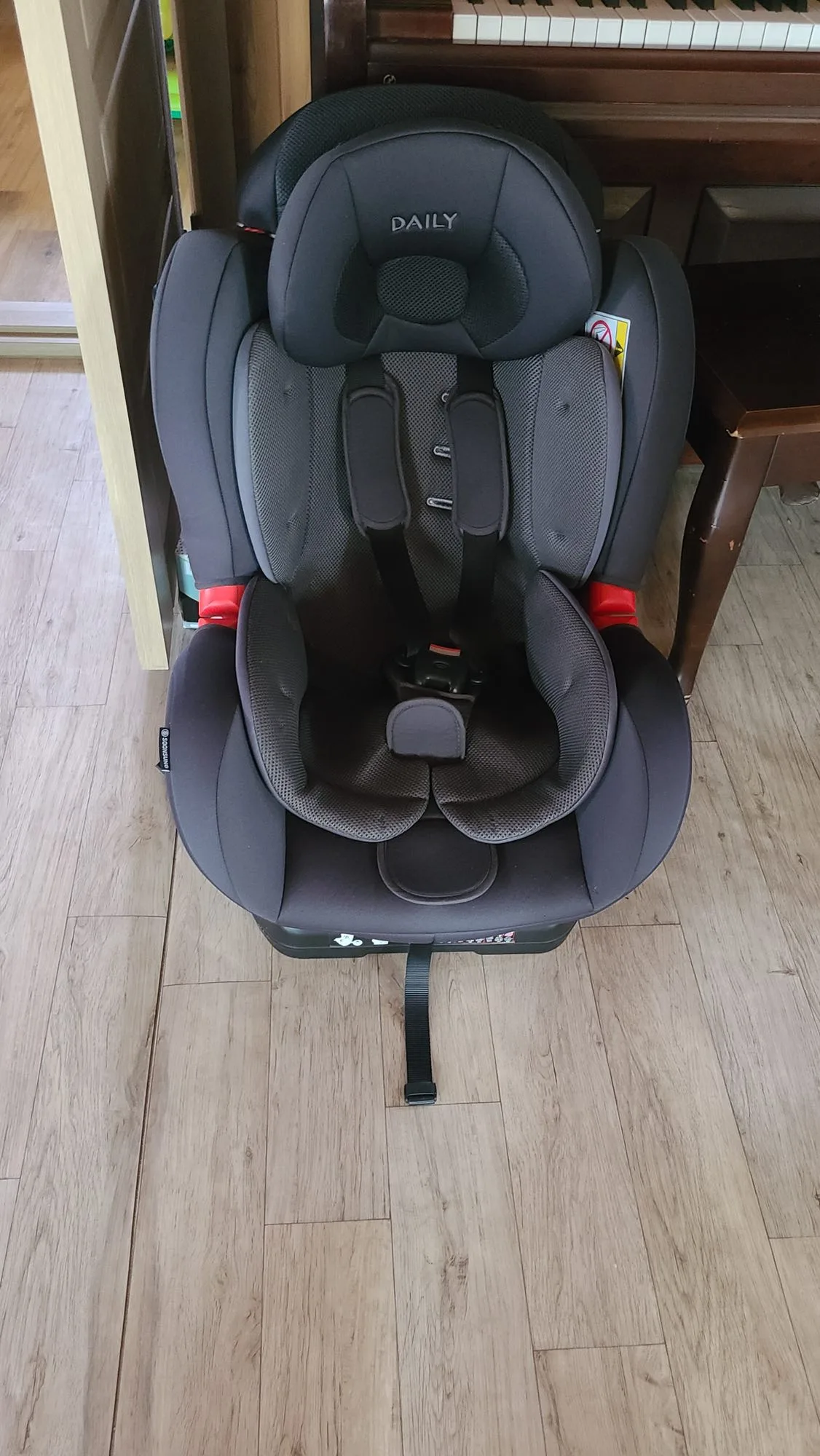 순성데일리카시트 팝니다.