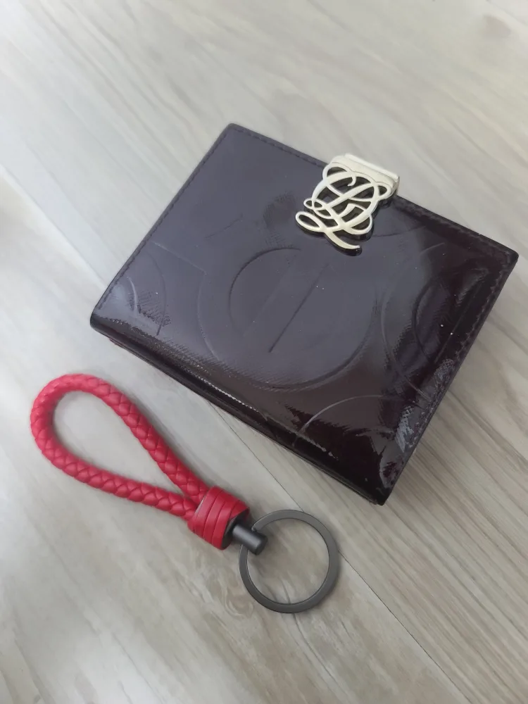 여성 반지갑(중고)+키링(새거) 세트 판매