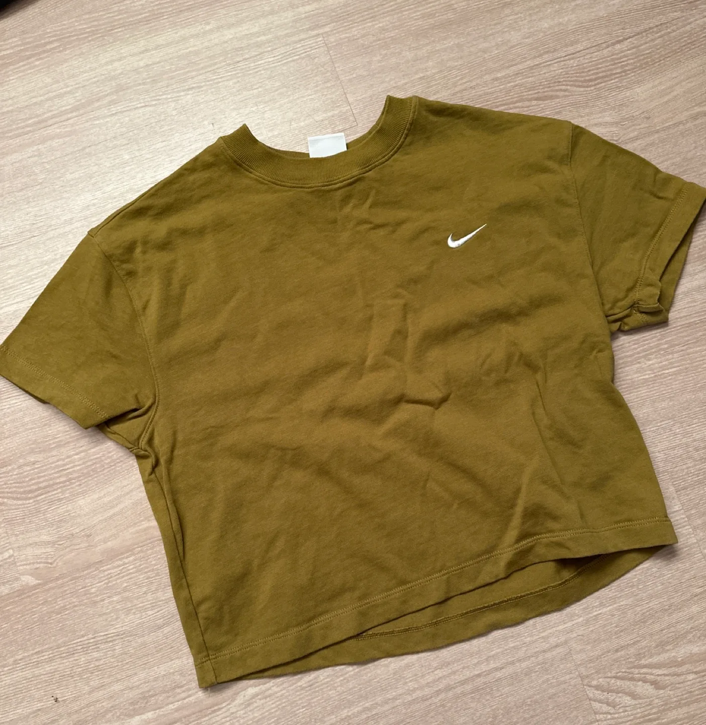 나이키 크롭 반팔 티셔츠