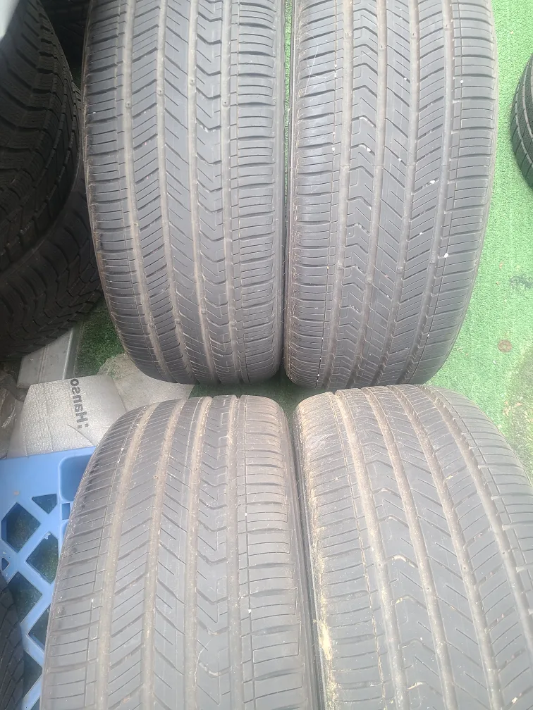 마제스티 중고 235-45-18 4본