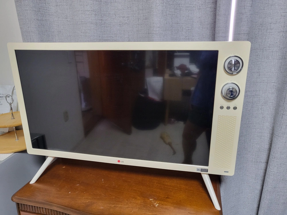 LG 레트로갬성 32인치클래식TV+모니터(32LN630R)스피커내장/IPS패널 | 홍은동 | 디지털기기 | 당근 중고거래