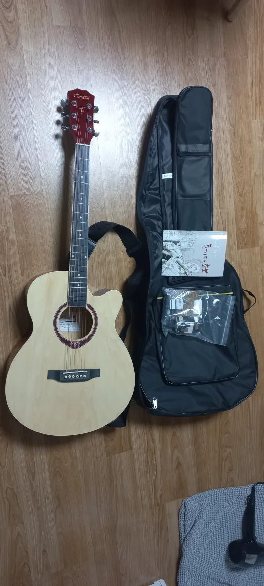 기타 새것같은 중고 팝니다